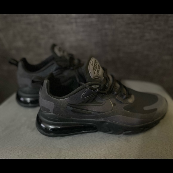 Nike Air Max 270 React - Picture 5 of 8